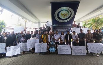 Nelayan Bangkit Bersuara : AMNS Sulut Gelar Aksi Serentak Tolak Kebijakan Kelautan Yang dinilai Diskriminatif