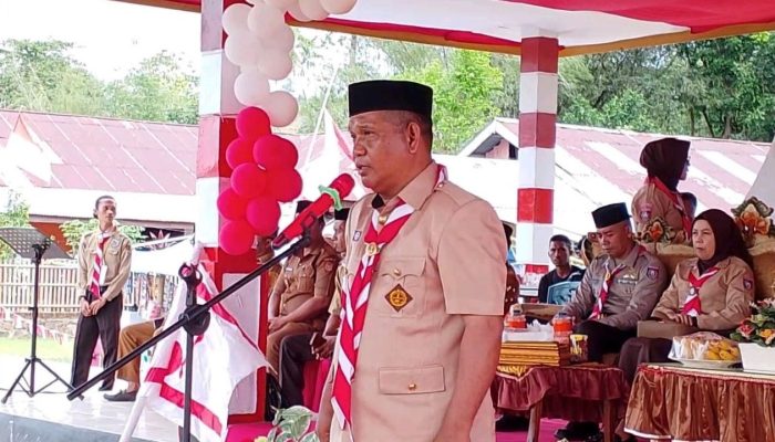 Ketua Kwaran Anggrek Agus Lajambu Buka Perkemahan Pramuka di Tolongio