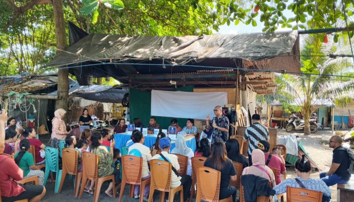 Konjen Filipina Lakukan Pendataan Warga Pesisir Tanpa Dokumen di Bitung