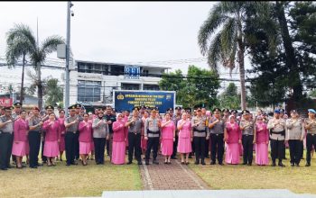 Puluhan Personel Polres Bitung Naik Pangkat, Kapolres Tekankan Profesionalisme SDM Polri