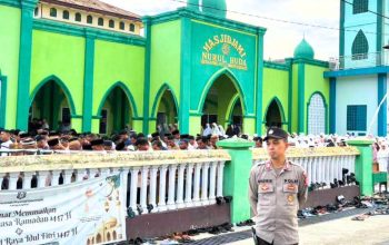 Shalat Id di Desa Pone Berlangsung Khidmat, Polsek Limbar Siaga Pastikan Keamanan